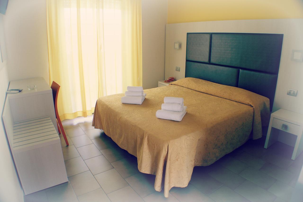 Hotel Adria Беллария-Иджеа-Марина Номер фото